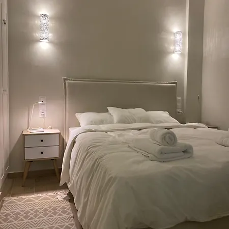 Luxury In Makry Gialos Apartment *